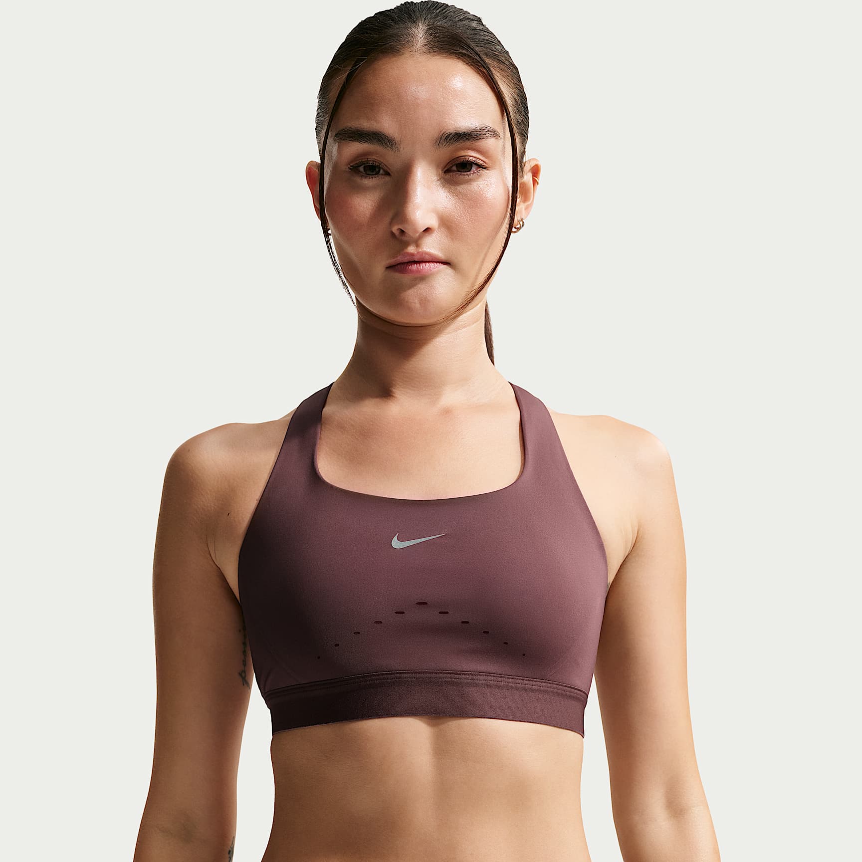 Nike Dri-FIT スポーツブラとレギンスセット S 4点セット NIKE公式】ナイキ スウィフト ウィメンズ ハイサポート スポーツブラ